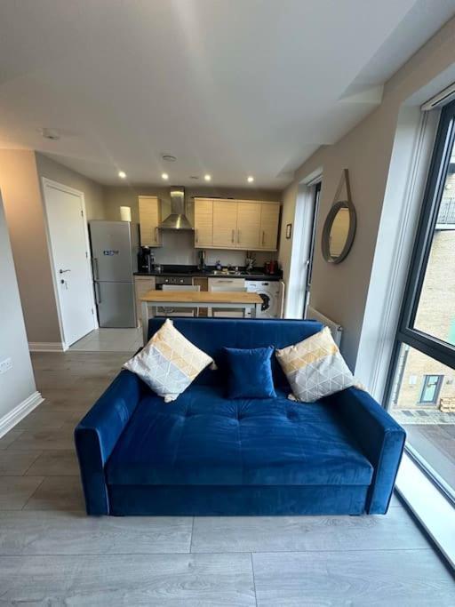 Cute Apartment Next To Colindale Station 에지웨어 외부 사진