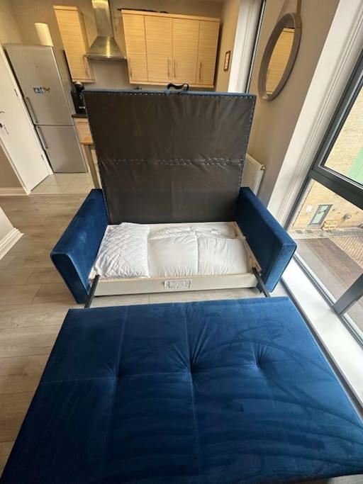 Cute Apartment Next To Colindale Station 에지웨어 외부 사진